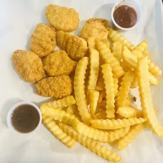 Spicy Chicken Nuggets Combo.